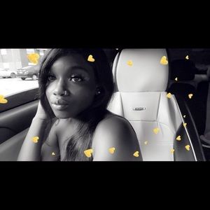 Meet your Posher, Ѕнуηєє